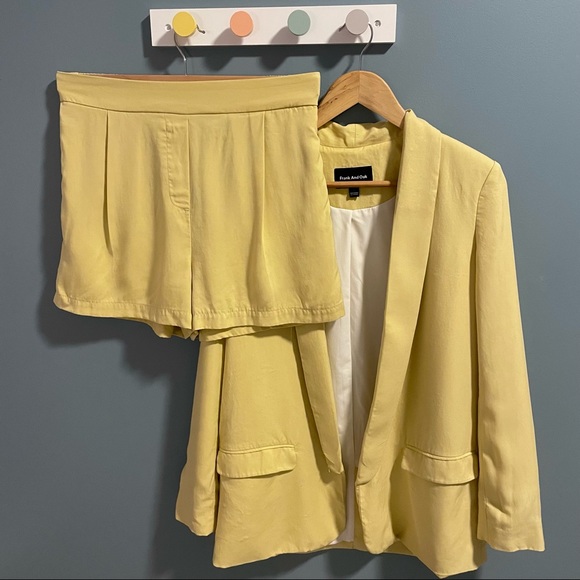 Frank and Oak Short Suit - Picture 2 of 10